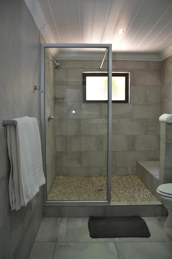 African Sands Guesthouse Load Shedding Free Bloemfontein Exterior foto