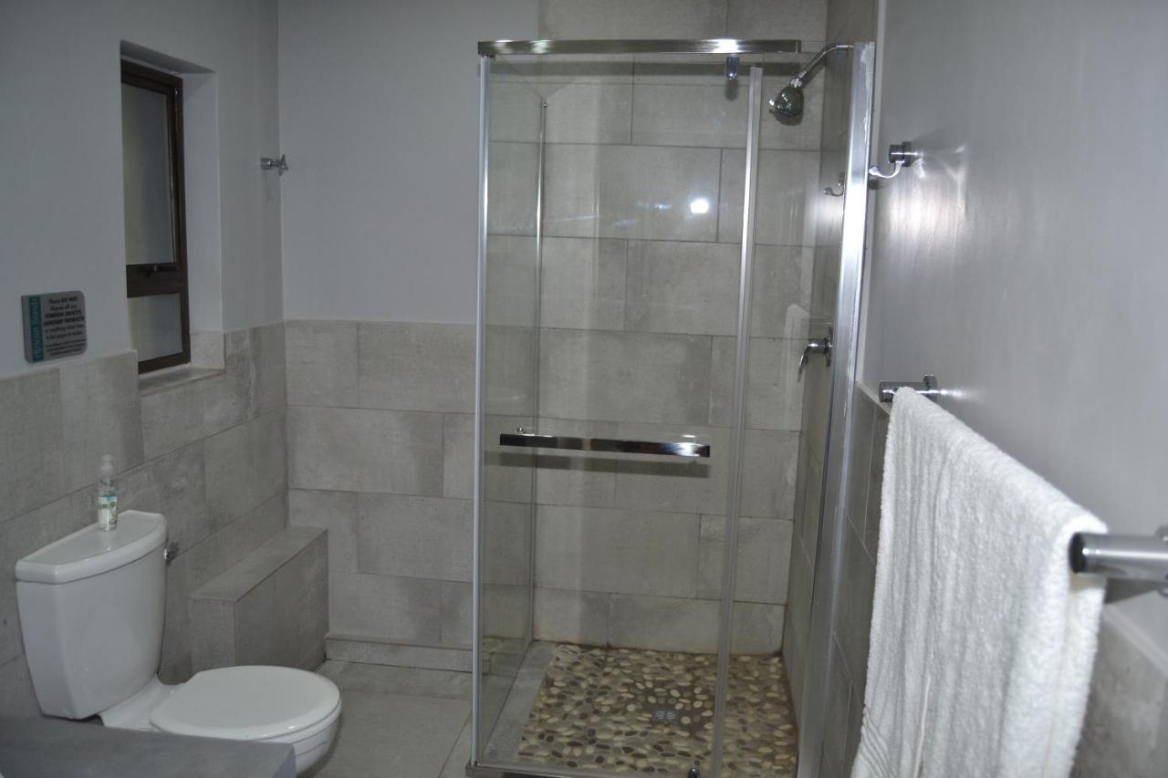 African Sands Guesthouse Load Shedding Free Bloemfontein Exterior foto